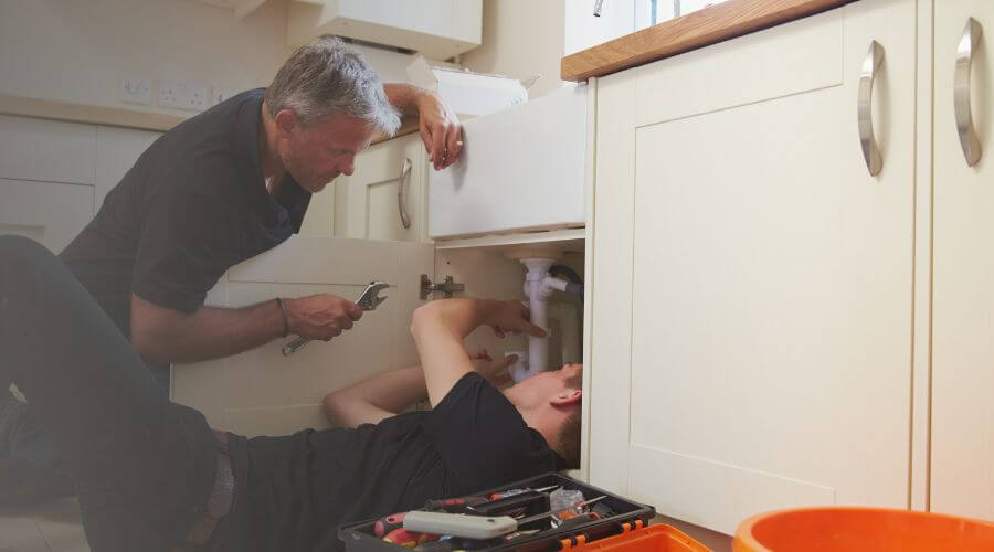 Professional burst pipe repair services in Evanston, IL